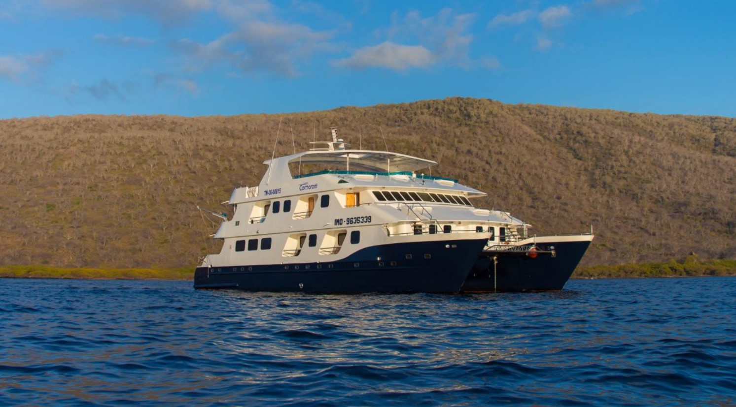 luxury cruise ships galapagos