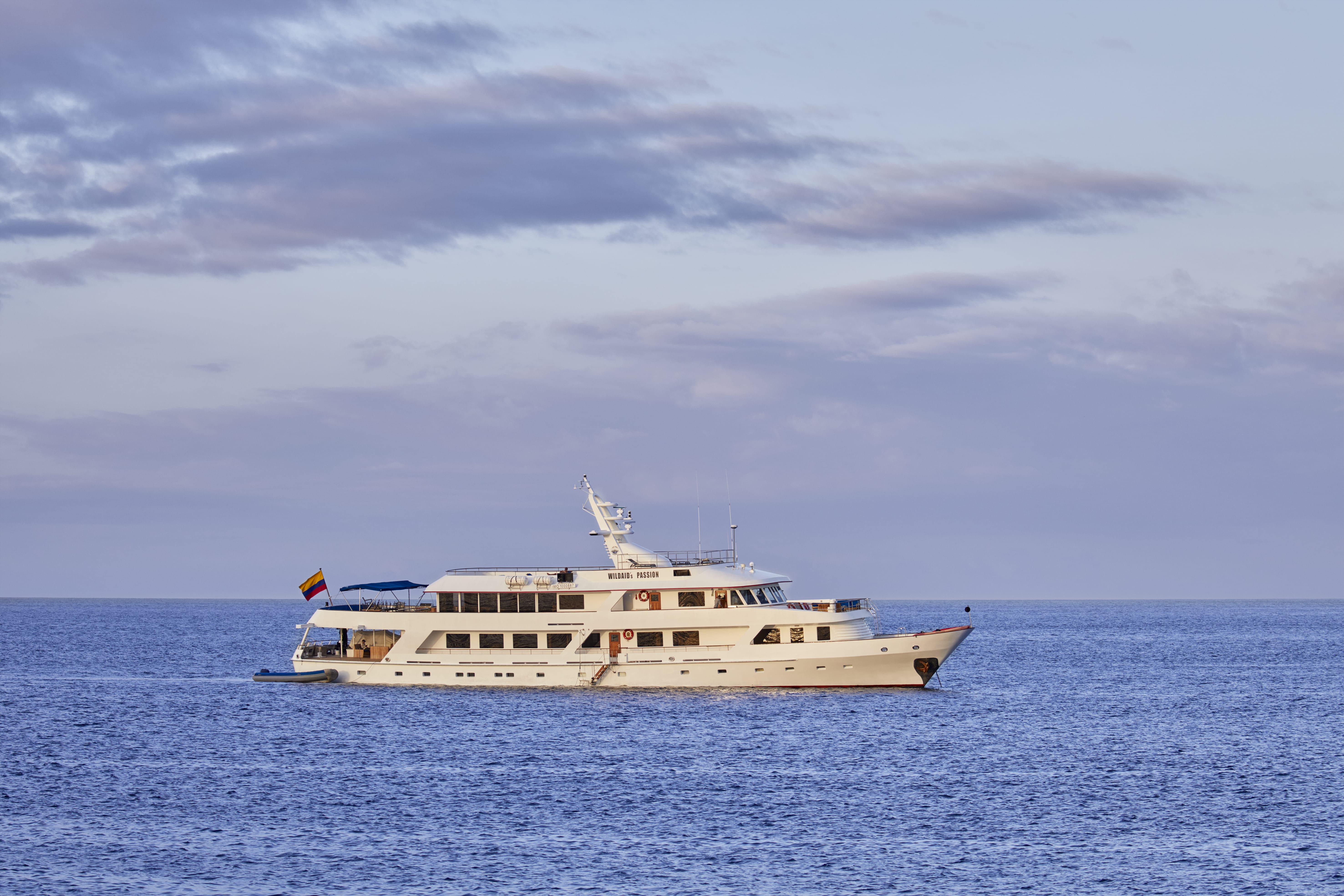 galapagos cruise september 2023