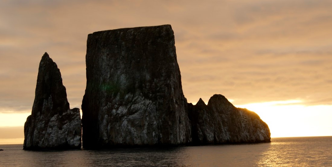 galapgos-island-hopping-comparision