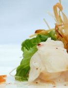 island-hopping-gourmet-food-galapagos.