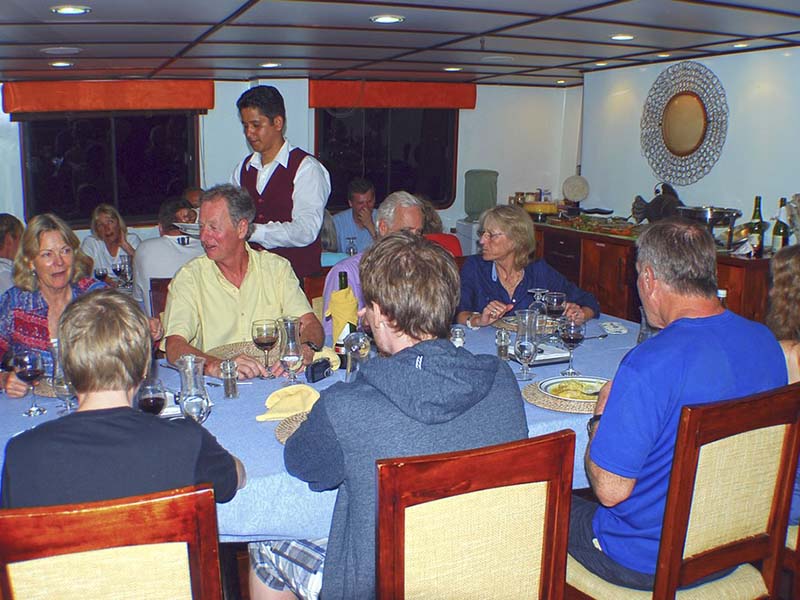 dining area Anahi catamaran