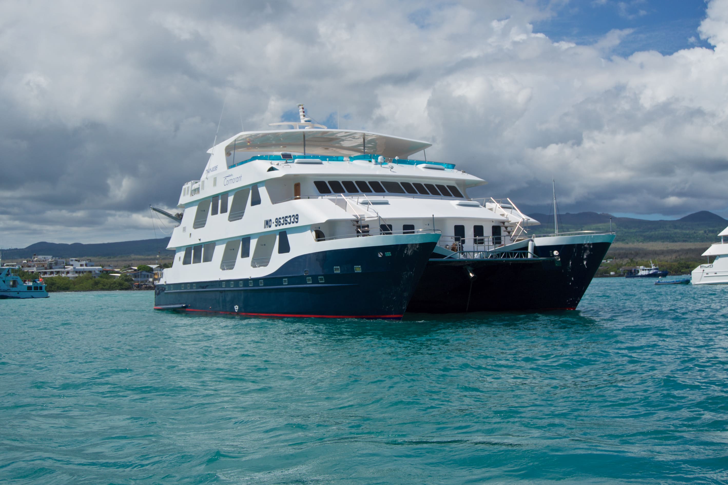 Galapagos catamaran Cormorant Luxury cruise